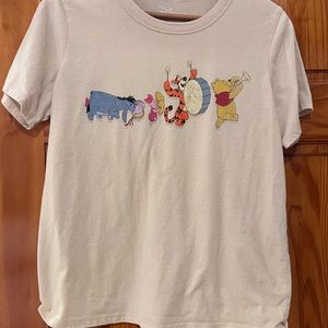 Disney brand Winnie the Pooh women’s tshirt size medium